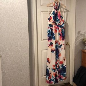 Halter floral Eliza J dress